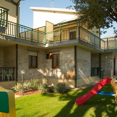 Aparthotel Family Apartments Le Villette - Futura Cav Follonica
