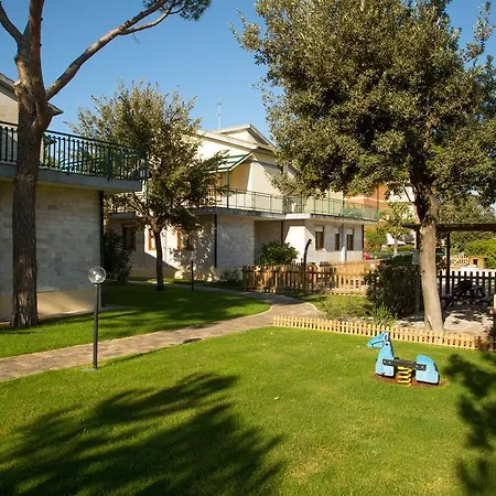 Family Apartments Le Villette - Futura Cav * Follonica