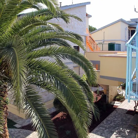 Family Apartments Le Villette - Futura Cav Aparthotel Follonica