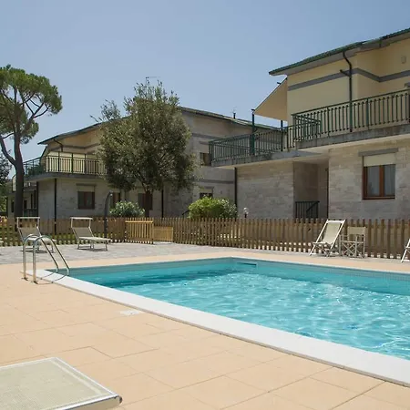 Family Apartments Le Villette - Futura Cav Aparthotel *